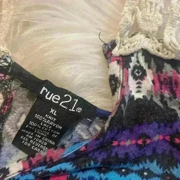 Rue 21 Purple Pink Blue Graphic Print With Lace Back/Straps Flowy Size XL - Picture 2 of 5